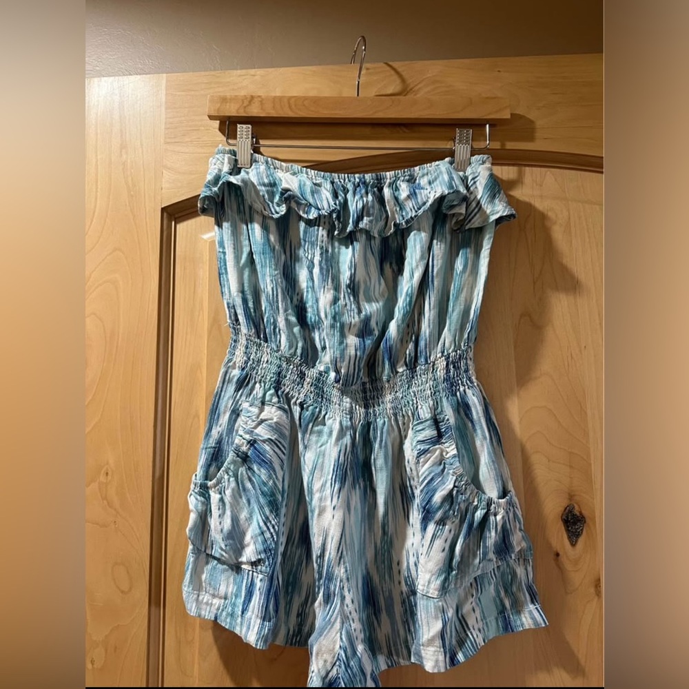 Promesa Blue and White Patterned Romper